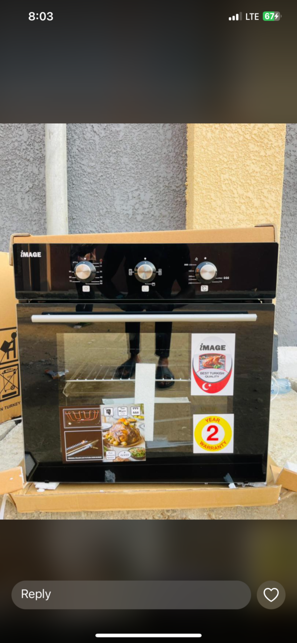 Built-In Electric and Gas Oven